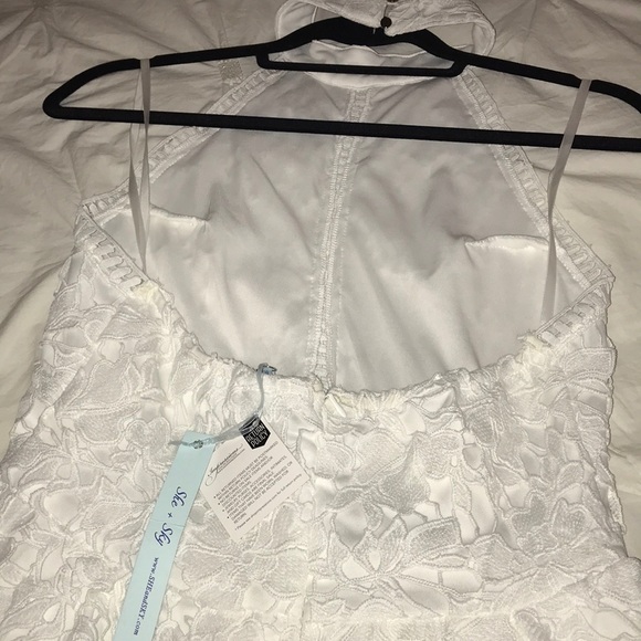 White Lace Romper, Size Small! NWT! - Picture 7 of 7